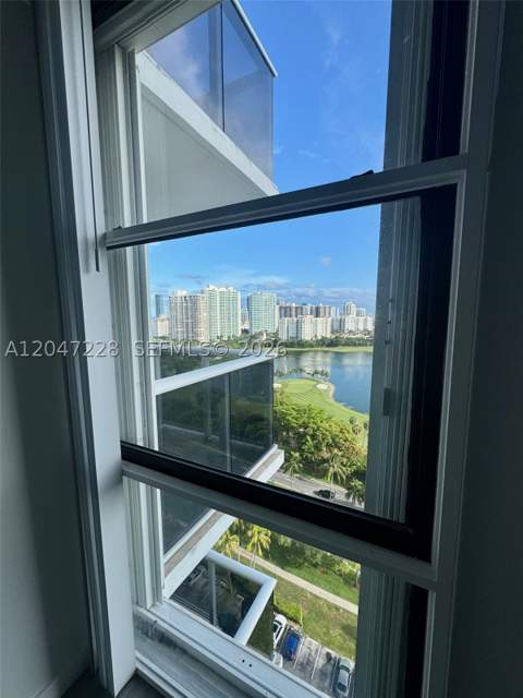 3675 N Country Club Dr 2007, Aventura FL - photo 18 of 51