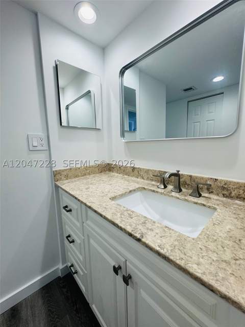 3675 N Country Club Dr 2007, Aventura FL - photo 20 of 51
