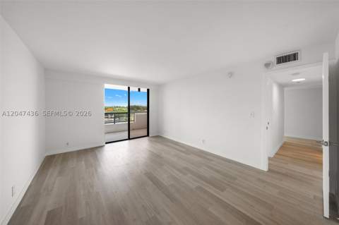 2555 Collins Ave 706, Miami Beach FL - photo 19 of 47