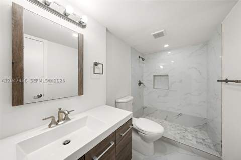 2555 Collins Ave 706, Miami Beach FL - photo 23 of 47