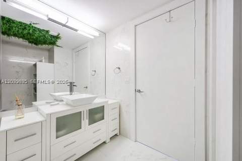 92 SW 3rd St 5108, Miami FL - photo 11 of 24