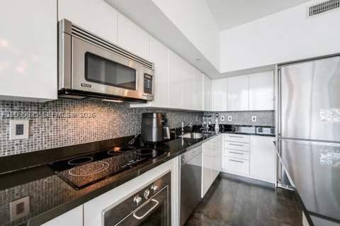 92 SW 3rd St 5108, Miami FL - photo 8 of 24