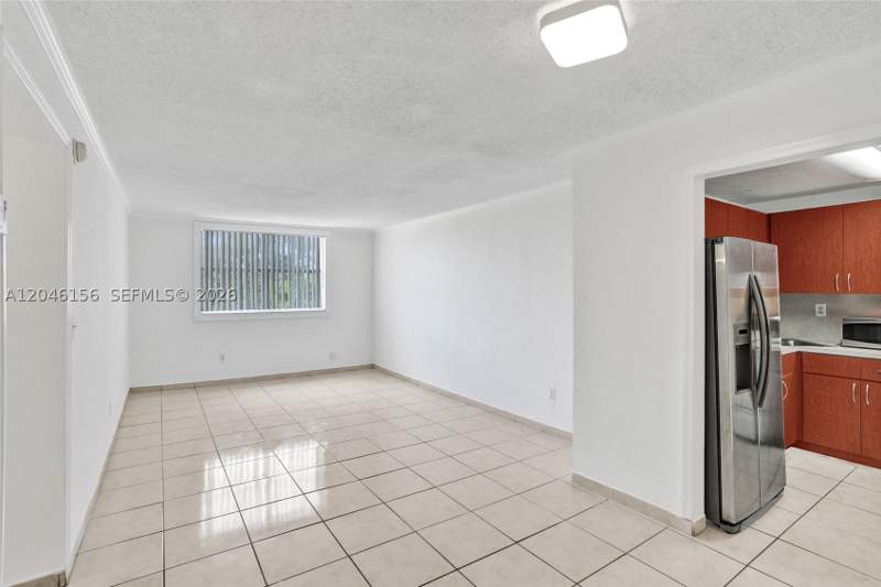1 bedroom Condominium at 606 W 81st St 323, Las Estrellas Condo, Hialeah — photo 2