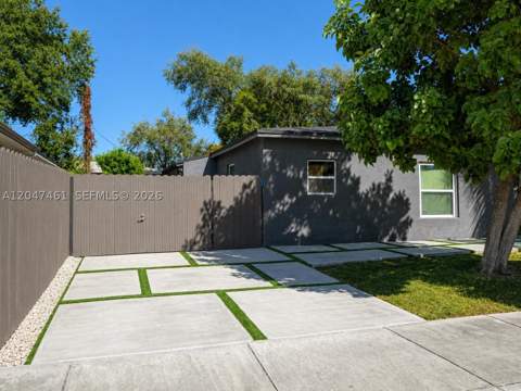6700 NW 5th Ave, Miami FL - photo 13 of 36
