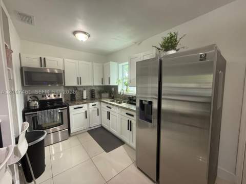 6700 NW 5th Ave, Miami FL - photo 20 of 36