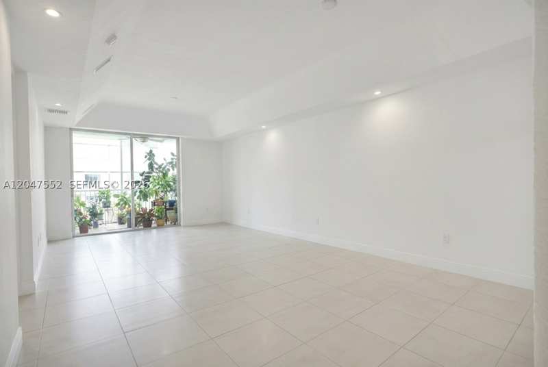 3 bedroom Condominium at 10720 NW 66th St 205, Captiva Condo D, Doral — photo 1