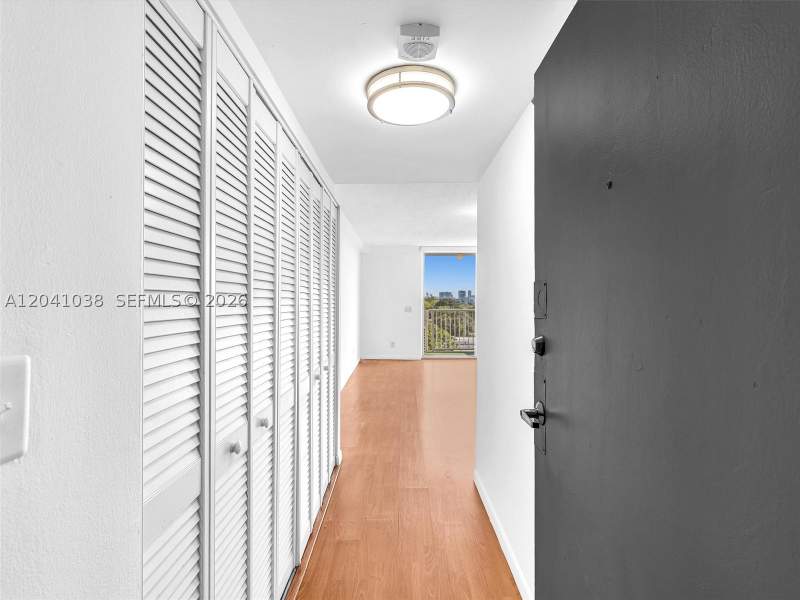 1 bedroom Condominium at 2020 NE 135th St 601, Keystone Towers Condo, North Miami — photo 5