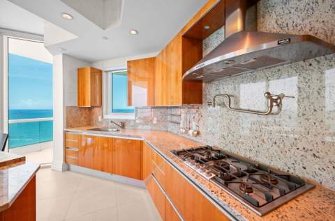 16051 Collins Avenue 1902, Sunny Isles Beach FL - photo 11 of 45