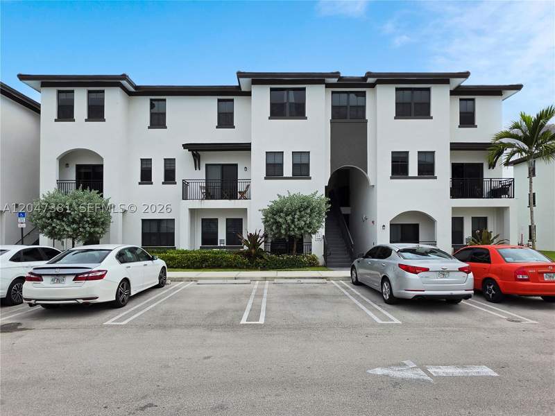 3 bedroom Condominium at 15540 SW 136th St 220, Century Park South, Miami — photo 2