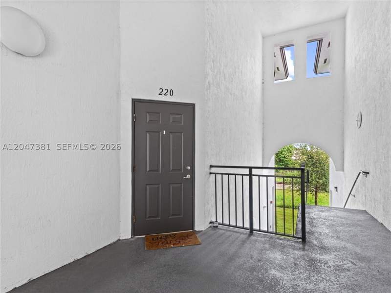 3 bedroom Condominium at 15540 SW 136th St 220, Century Park South, Miami — photo 3