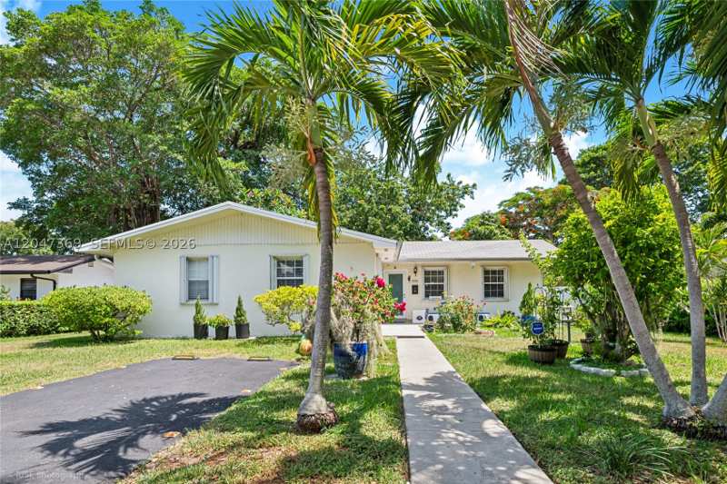 3 bedroom SingleFamilyResidence at 3750 Percival Ave, Percival Gardens 1st Addn, Miami — photo 1