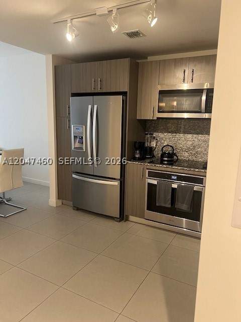 5350 NW 84th Ave 512, Doral FL - photo 6 of 32