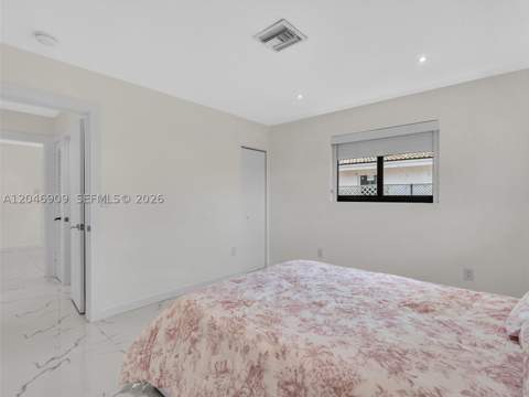 19225 NE 18th Ave, Miami FL - photo 24 of 56