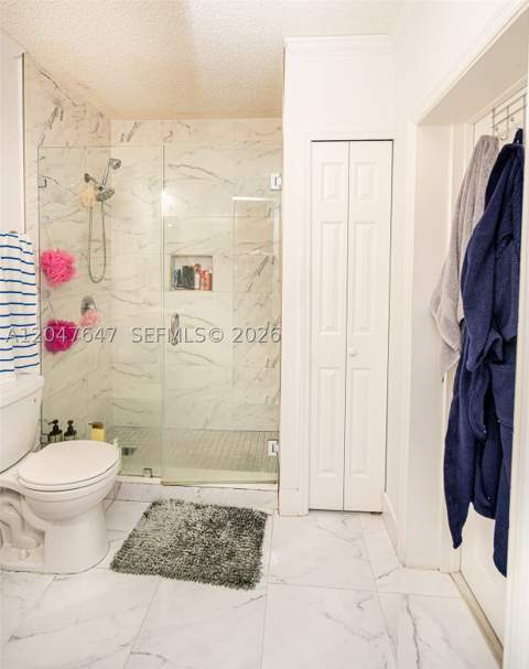 525 E 24th St, Hialeah FL - photo 8 of 26
