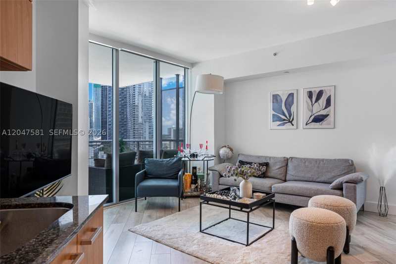 1 bedroom Condominium at 350 S Miami Ave 2108, Wind Condo, Miami — photo 1