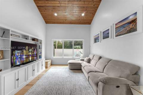 4035 SW 14th St, Miami FL - photo 10 of 37