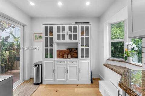 4035 SW 14th St, Miami FL - photo 7 of 37