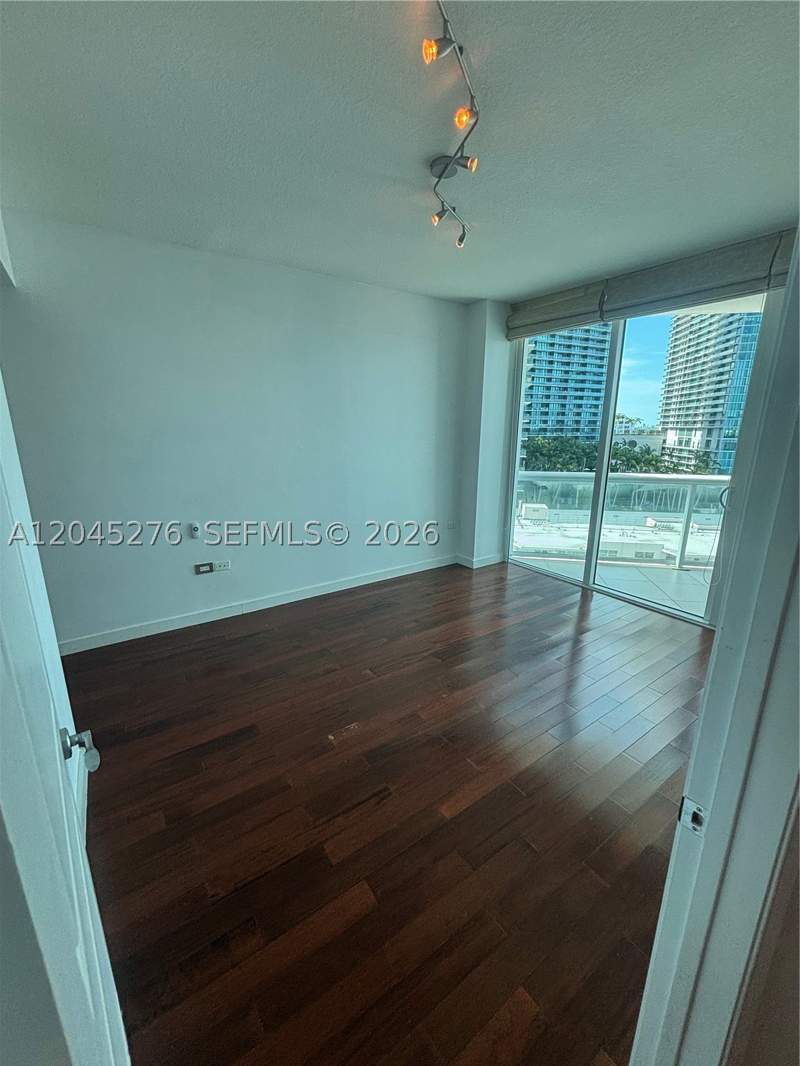 1 bedroom Condominium at 480 NE 30th St 1004, Platinum Condo, Miami — photo 3
