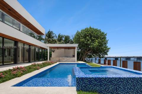 9720 W Broadview Dr, Bay Harbor Islands FL - photo 8 of 85