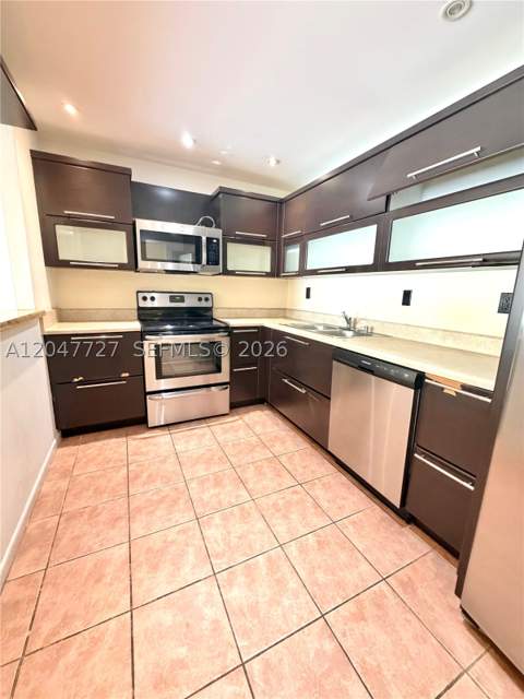 19380 Collins Ave 1001, Sunny Isles Beach FL - photo 7 of 28