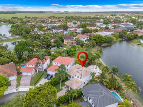 16335 SW 81 St, Miami FL - photo 10 of 14