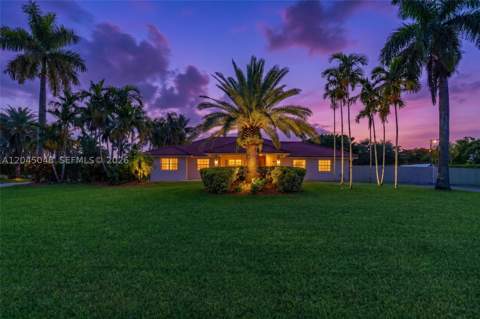 9900 SW 62nd St, Miami FL - photo 8 of 60