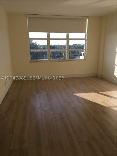 5700 Collins Ave 6J, Miami Beach FL - photo 24 of 38