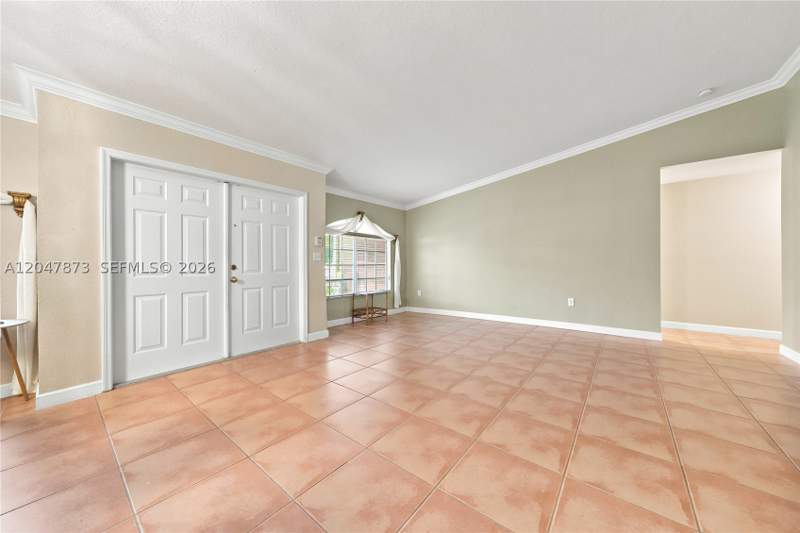 4 bedroom SingleFamilyResidence at 15059 SW 33rd Ter, Kayla S Place, Miami — photo 3