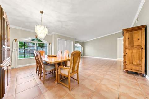 15059 SW 33rd Ter, Miami FL - photo 6 of 49