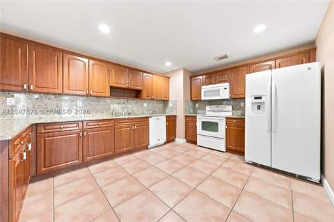 15059 SW 33rd Ter, Miami FL - photo 9 of 49