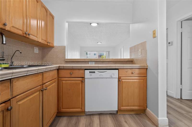 2 bedroom Condominium at 6070 W 18th Ave 209, Palmetto Springs Condo Vi, Hialeah — photo 5