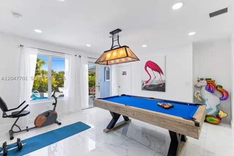 1240 NE 159th St, North Miami Beach FL - photo 17 of 25