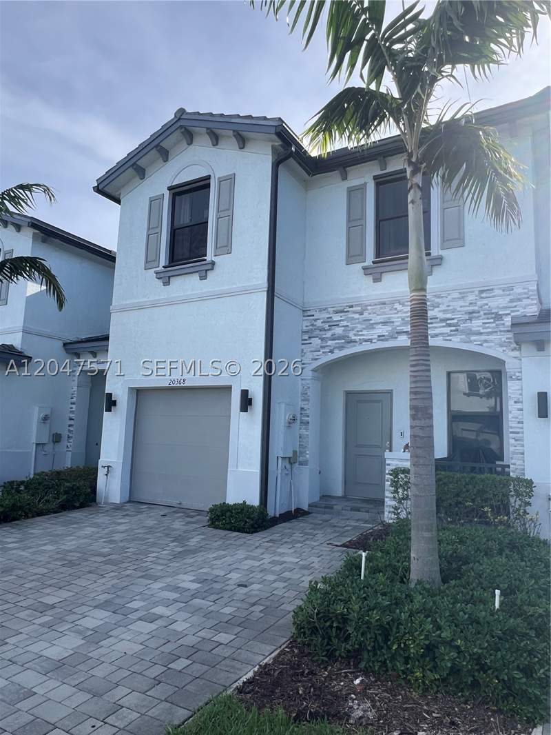 4 bedroom SingleFamilyResidence at 20368 NW 4th Path, Vista Lago, Miami Gardens — photo 2