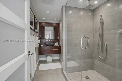 2555 Collins Ave 1814, Miami Beach FL - photo 10 of 42