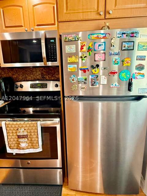 1300 NE 191st St A112, Miami FL - photo 11 of 36
