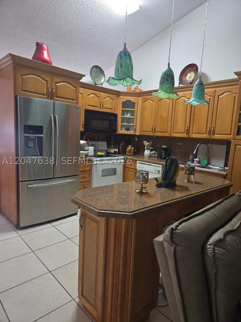 8805 NW 113th St, Hialeah Gardens FL - photo 14 of 29