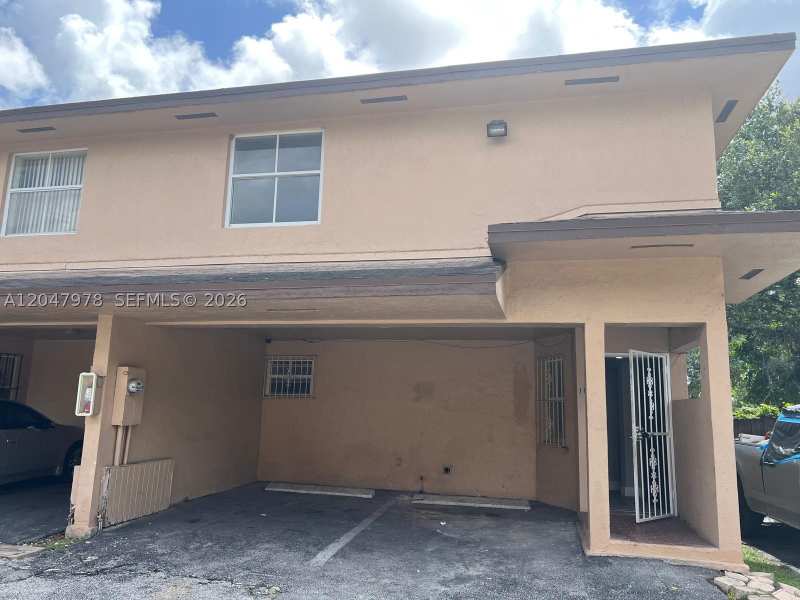 3 bedroom Townhouse at 451 NE 136th St I-101, Mountclair Villas Condo, North Miami — photo 1