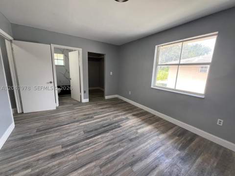 451 NE 136th St I-101, North Miami FL - photo 13 of 21