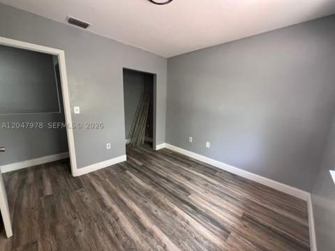 451 NE 136th St I-101, North Miami FL - photo 16 of 21