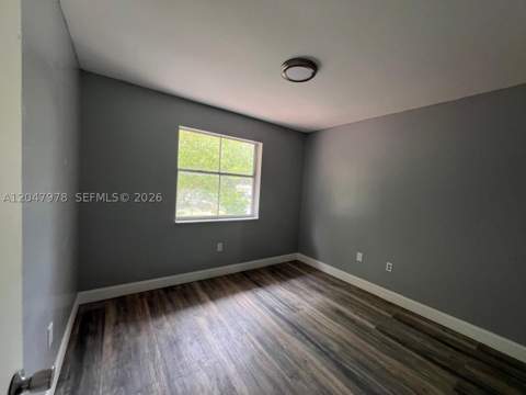 451 NE 136th St I-101, North Miami FL - photo 21 of 21