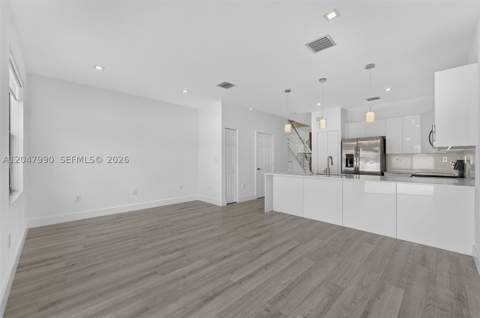 10908 W 32nd Ln, Hialeah FL - photo 10 of 39