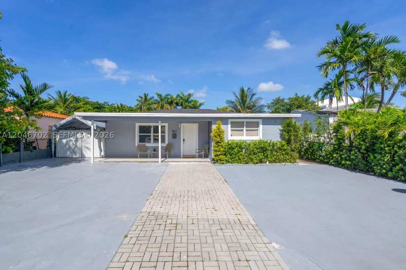 3 bedroom SingleFamilyResidence at 801 NW 17th Ct, Lawrence Park Amd, Miami — photo 1