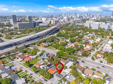 801 NW 17th Ct, Miami FL - photo 22 of 37