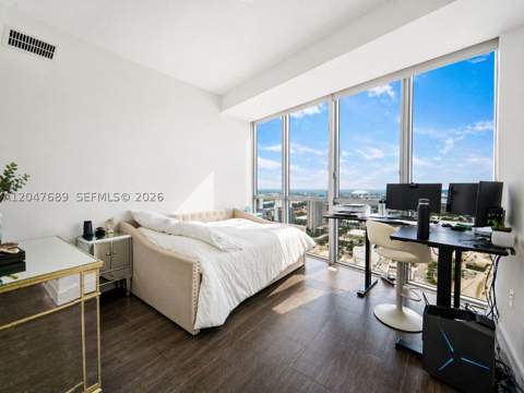 1100 Biscayne Blvd 3708, Miami FL - photo 9 of 18
