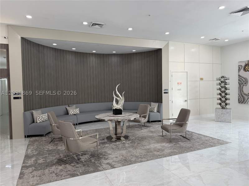 2 bedroom Condominium at 18800 NE 29th Ave 405, Venture At Aventura East, Aventura — photo 3