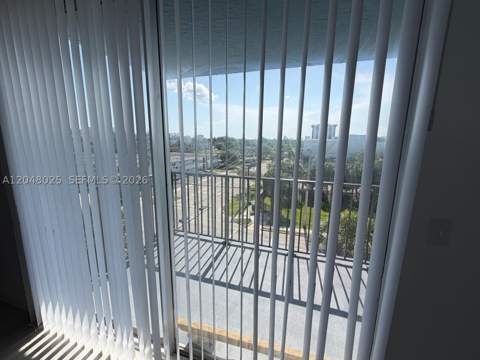 12590 NE 16th Ave 512, North Miami FL - photo 7 of 29
