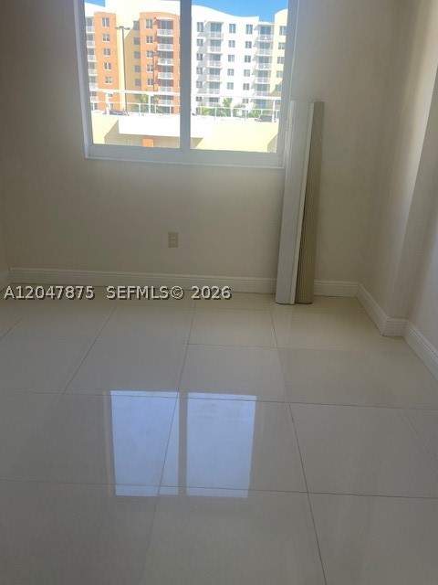 2775 NE 187th St 524, Aventura FL - photo 7 of 20