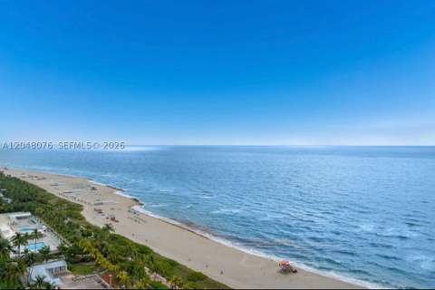 2555 Collins Ave 1101, Miami Beach FL - photo 13 of 41