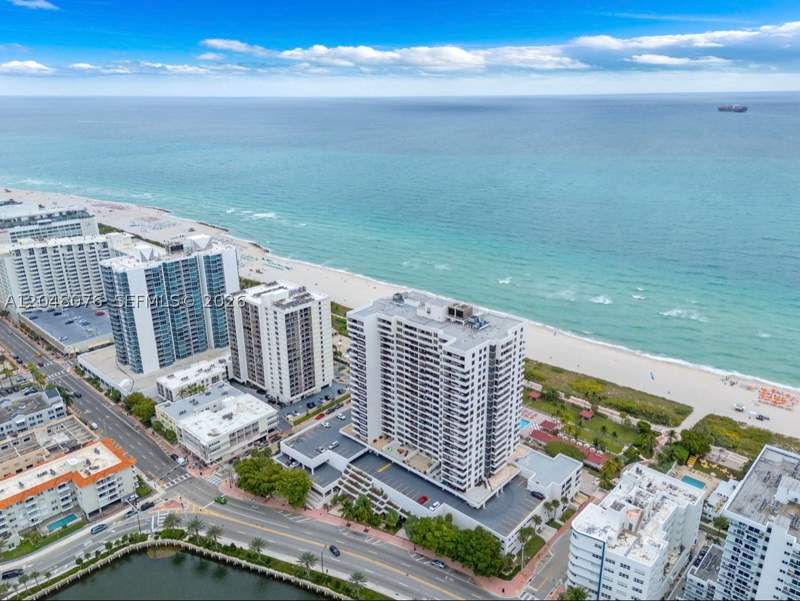 2 bedroom Condominium at 2555 Collins Ave 1101, Club Atlantis Condo, Miami Beach — photo 4