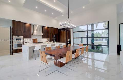 13052 NW 102nd Ave, Hialeah Gardens FL - photo 13 of 68